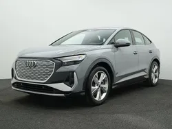 Grau Gebraucht 2022 Audi Q4 e-tron SUV | 34.989 € (Fairer Preis)