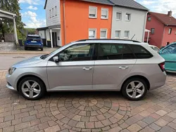 Silber Gebraucht 2015 Skoda Fabia Kombi | 8.950 € (Fairer Preis)