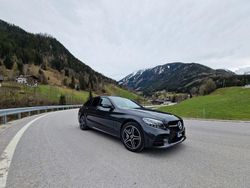 Grau Gebraucht 2020 Mercedes C300e AMG line Kombi | 26.200 € (Etwas zu teuer)