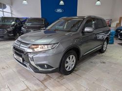 Grau Gebraucht 2018 Mitsubishi Outlander Diamant Edition SUV | 17.490 € (Guter Preis)