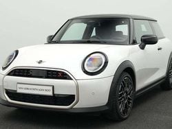 Weiß Gebraucht 2024 Mini Cooper S Favoured Kleinwagen | 29.111 € (Superpreis)