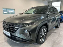 Grau Gebraucht 2023 Hyundai Tucson Trend SUV | 30.990 € (Fairer Preis)