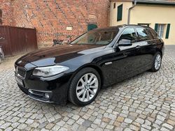 Schwarz Gebraucht 2013 BMW 530 Luxury Line Kombi | 14.480 € (Fairer Preis)