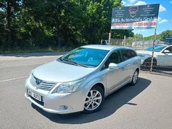 Silber Gebraucht 2009 Toyota Avensis Sol Kombi | 4.990 € (Fairer Preis)