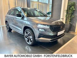 Grau Neu 2025 Skoda Karoq SportLine SUV | 42.950 € (Etwas zu teuer)