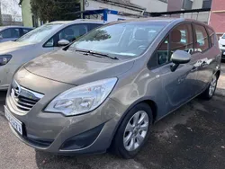 Muskatgrau/muskat braun Gebraucht 2013 Opel Meriva Active Van / Kleinbus | 5.999 € (Fairer Preis)