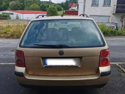 Gold Gebraucht 2003 VW Passat Kombi | 4.000 €
