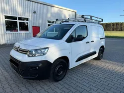 Weiß Gebraucht 2019 Citroën Berlingo Van / Kleinbus | 8.800 €