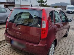 Rot Gebraucht 2006 Mitsubishi Colt Kleinwagen | 2.200 € (Fairer Preis)