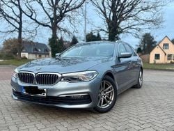 Grau Gebraucht 2018 BMW 520 Kombi | 19.900 € (Guter Preis)
