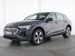 Grau Gebraucht 2023 Audi Q8 e-tron S-Line SUV | 49.988 €