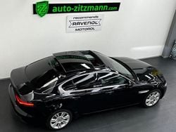 Schwarz Gebraucht 2021 Jaguar XE S Limousine | 26.980 €