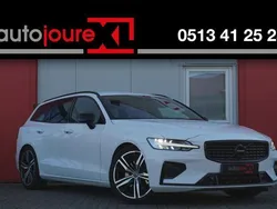 Weiß Gebraucht 2020 Volvo V60 R-Design Kombi | 24.199 € (Teuer)