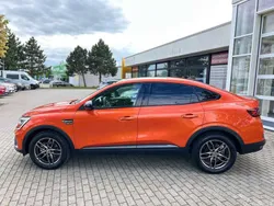 Eqb valenciaorangemetallic Gebraucht 2022 Renault Arkana R.S. SUV | 24.990 € (Fairer Preis)