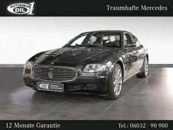 Grau Gebraucht 2007 Maserati Quattroporte Limousine | 21.850 € (Fairer Preis)