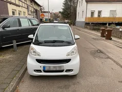 Weiß Gebraucht 2009 Smart ForTwo Cabrio Cabrio | 3.999 € (Fairer Preis)