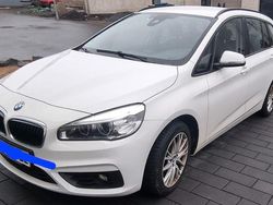 Weiß Gebraucht 2016 BMW 220 Gran Tourer Van / Kleinbus | 14.500 € (Guter Preis)