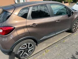Braun Gebraucht 2014 Renault Captur SUV | 10.999 € (Etwas zu teuer)
