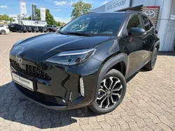 Mysticschwarz Neu 2025 Toyota Yaris Cross SUV | 32.590 € (Etwas zu teuer)