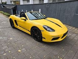Gelb Gebraucht 2024 Porsche Boxster Edition Cabrio | 68.999 € (Fairer Preis)