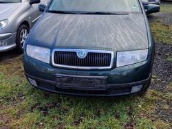 Grün Gebraucht 2001 Skoda Fabia Kleinwagen | 1.650 € (Fairer Preis)