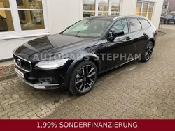 Onyx black metallic Gebraucht 2024 Volvo V90 CC Plus Kombi | 54.890 € (Etwas zu teuer)