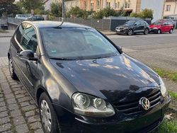 Schwarz Gebraucht 2005 VW Golf V Comfortline Limousine | 2.000 € (Fairer Preis)
