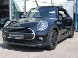 Schwarz metallic Gebraucht 2019 Mini One Cabriolet Cabrio | 21.790 € (Teuer)