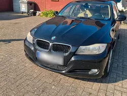 Schwarz Gebraucht 2010 BMW 318 Kombi | 3.850 €