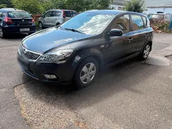 Grau Gebraucht 2010 Kia Ceed 2 Limousine | 2.999 € (Superpreis)