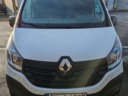 Weiß Gebraucht 2018 Renault Trafic Van / Kleinbus | 12.990 € (Fairer Preis)