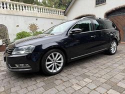 Schwarz Gebraucht 2011 VW Passat Highline Kombi | 6.450 € (Fairer Preis)