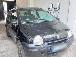 Schwarz Gebraucht 2001 Renault Twingo Kleinwagen | 650 € (Guter Preis)