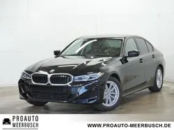 Black sapphire Gebraucht 2024 BMW 320 Comfort Edition Limousine | 39.985 € (Fairer Preis)