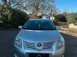 Silber Gebraucht 2011 Toyota Avensis Edition Kombi | 8.499 € (Fairer Preis)