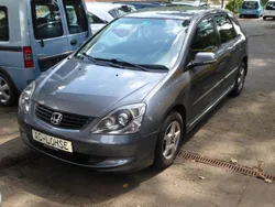 Grau Gebraucht 2005 Honda Civic Limousine | 3.500 € (Fairer Preis)