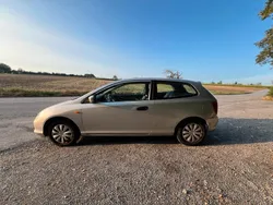Silber Gebraucht 2002 Honda Civic LS Limousine | 3.000 € (Etwas zu teuer)