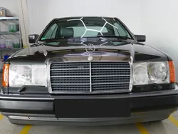 Andere außenfarben Gebraucht 1991 Mercedes E300 Coupé | 10.800 €