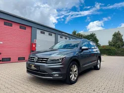 Grau Gebraucht 2019 VW Tiguan Allspace Highline SUV | 16.999 € (Teuer)