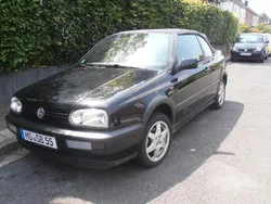 Schwarz Gebraucht 1998 VW Golf Cabriolet Cabrio | 2.450 € (Guter Preis)