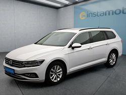 Weiß Gebraucht 2023 VW Passat Kombi | 27.199 € (Fairer Preis)