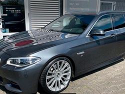 Grau Gebraucht 2016 BMW 530 M Sport Kombi | 20.900 € (Fairer Preis)