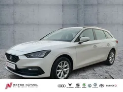 Weiß Gebraucht 2021 Seat Leon ST Style Kombi | 18.930 € (Fairer Preis)