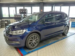 Atlantic blue Gebraucht 2024 VW Touran Family Van / Kleinbus | 34.900 € (Fairer Preis)