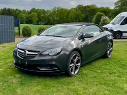 Grau Gebraucht 2014 Opel Cascada Innovation Cabrio | 10.800 € (Fairer Preis)