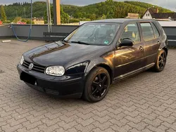 Blau Gebraucht 2002 VW Golf IV Sport Limousine | 1.990 € (Fairer Preis)