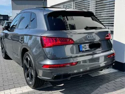 Grau Gebraucht 2020 Audi SQ5 Ambiente SUV | 46.700 € (Guter Preis)