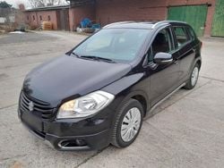 Schwarz Gebraucht 2014 Suzuki SX4 S-Cross Comfort+ Kleinwagen | 4.999 € (Fairer Preis)