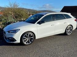 Weiß Gebraucht 2021 Seat Leon FR Kombi | 22.500 € (Fairer Preis)