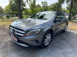 Grau Gebraucht 2014 Mercedes GLA200 Style SUV | 14.950 € (Fairer Preis)
